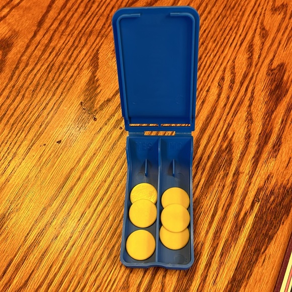 Vintage 1976 Whosit? The Star-Studded Guessing Game by Parker Brothers No 50 - Picture 9 of 16